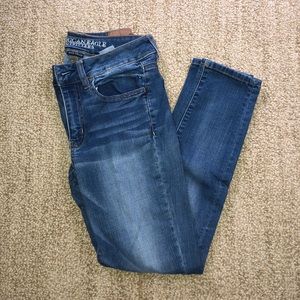 American Eagle Medium Wash Super Stretch Jegging